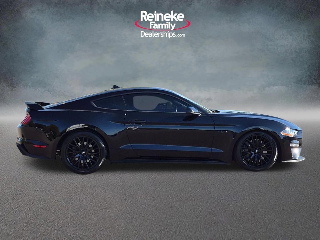 Used 2022 Ford Mustang GT Premium w/ GT Performance Package RWD image 5