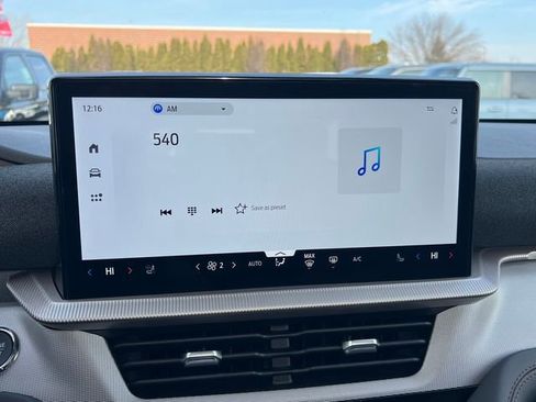 New 2026 Ford Explorer Active w/ Active Comfort Package image 18