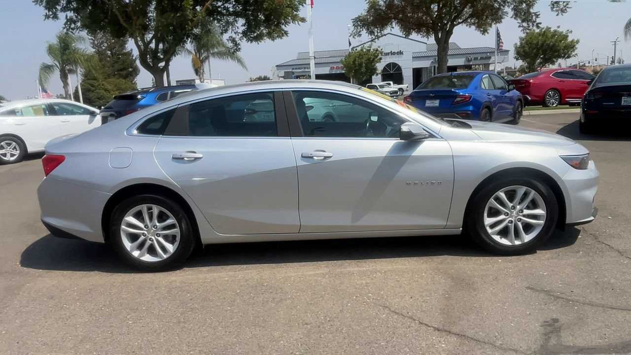 Used 2018 Chevrolet Malibu Hybrid w/ Driver Confidence Package FWD image 8