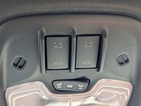 New 2026 GMC Canyon Elevation w/ Convenience Package image 51