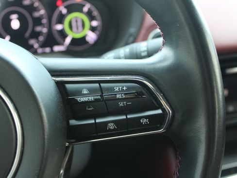 Used 2025 MAZDA CX-70 Plug-In Hybrid w/ Premium Plus AWD/4WD image 26