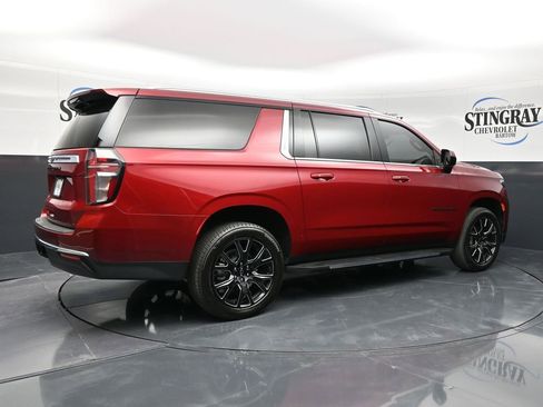 Certified 2024 Chevrolet Suburban LS w/ Driver Alert Package image 7