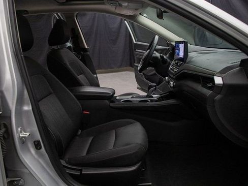 Used 2025 Nissan Altima 2.5 S FWD image 16