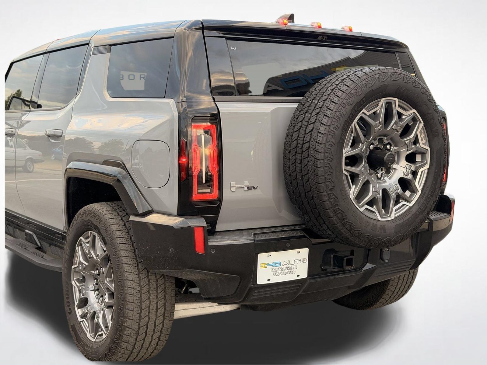Used 2024 GMC Hummer EV 3X AWD/4WD image 15