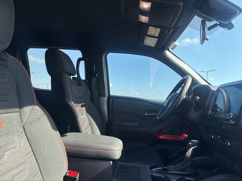 Certified 2024 Nissan Frontier Pro-X w/ Pro Convenience Package image 24