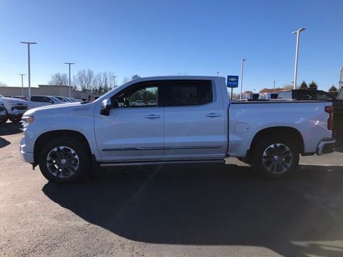 Used 2023 Chevrolet Silverado 1500 High Country image 4