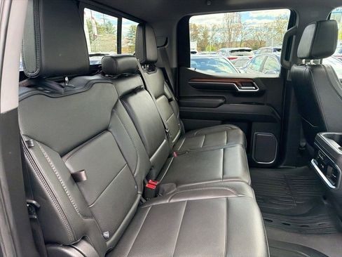 Used 2023 GMC Sierra 1500 Denali w/ Denali Reserve Package AWD/4WD image 14