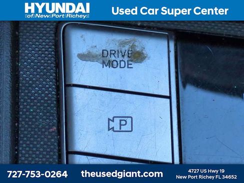 Used 2022 Hyundai Elantra SEL FWD image 21