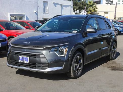 New 2026 Kia Niro LX FWD image 4