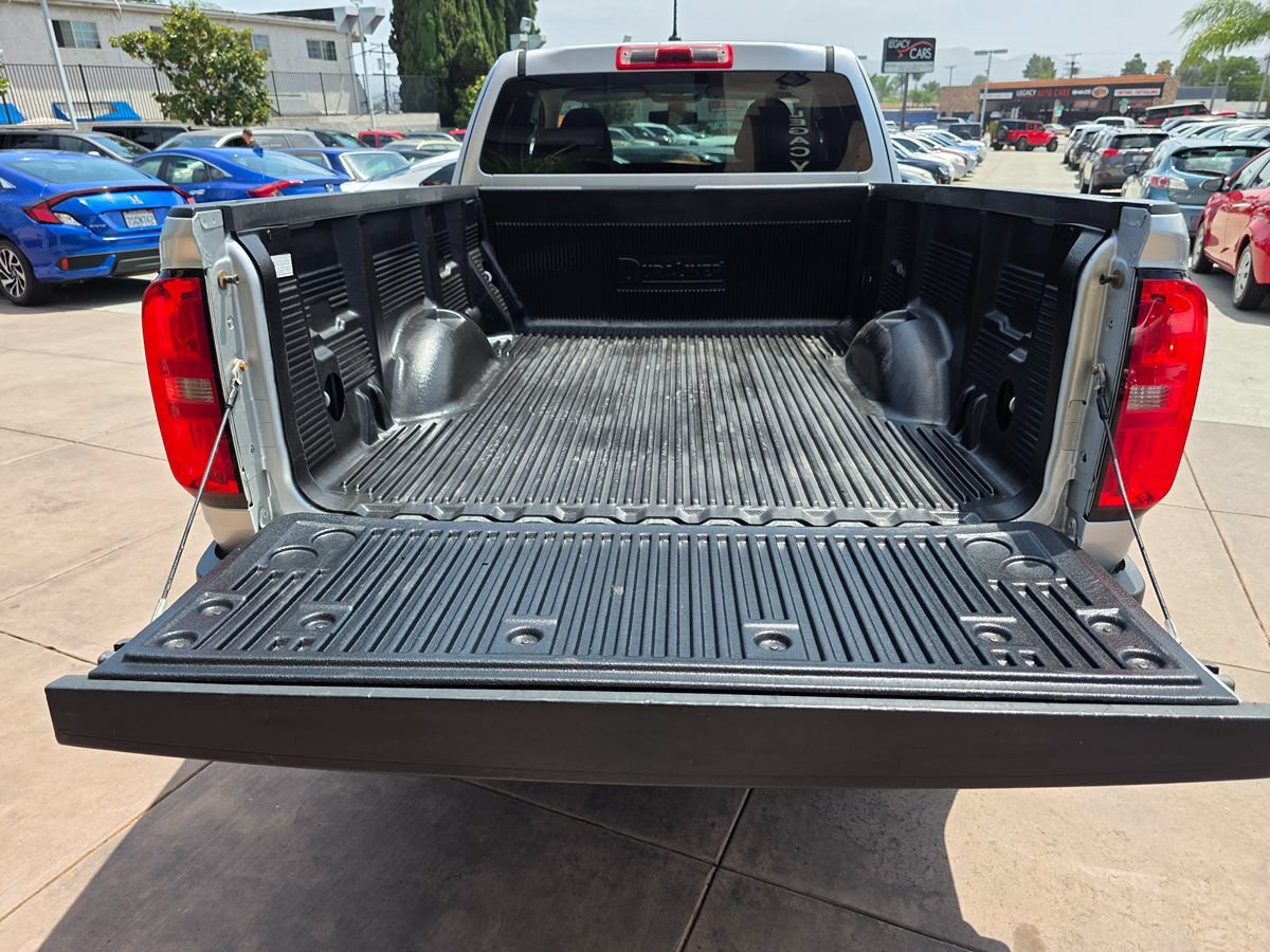 Used 2015 Chevrolet Colorado W/T w/ WT Convenience Package RWD image 18