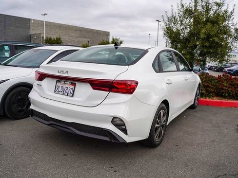 Certified 2024 Kia Forte LXS image 10