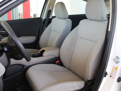 Used 2022 Honda HR-V LX image 36