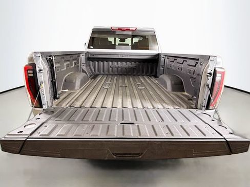 Used 2024 GMC Sierra 2500 AT4X AWD/4WD image 27
