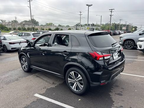 Used 2024 Mitsubishi Outlander Sport SE AWD/4WD image 4