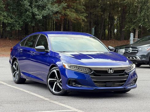 Used 2021 Honda Accord Sport image 3
