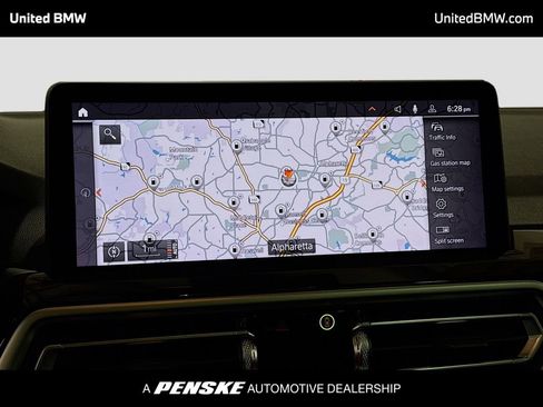 Used 2025 BMW X4 xDrive30i image 10