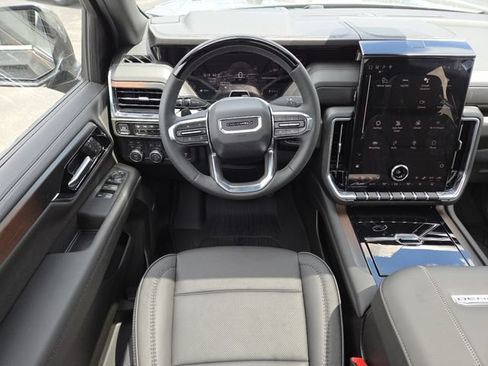 New 2026 GMC Yukon XL Denali w/ Denali Reserve Package AWD/4WD image 36