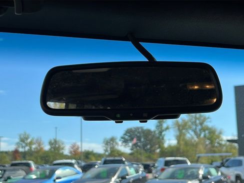 Used 2017 Jeep Wrangler Unlimited Willys image 19