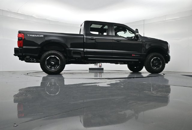 New 2026 Ford F250 Platinum w/ Tremor Off-Road Package AWD/4WD image 37