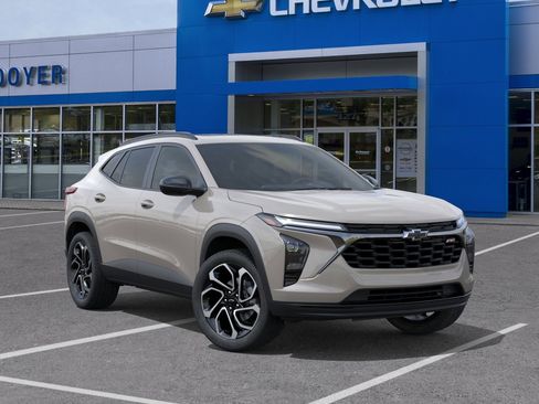 New 2026 Chevrolet Trax RS w/ Sunroof Package FWD image 31