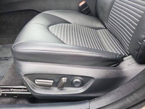 Used 2023 Toyota Camry SE FWD image 26