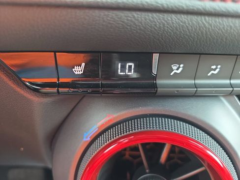 Used 2022 Chevrolet Blazer RS AWD/4WD image 29