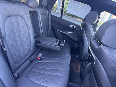 Used 2025 BMW X5 xDrive50e image 17