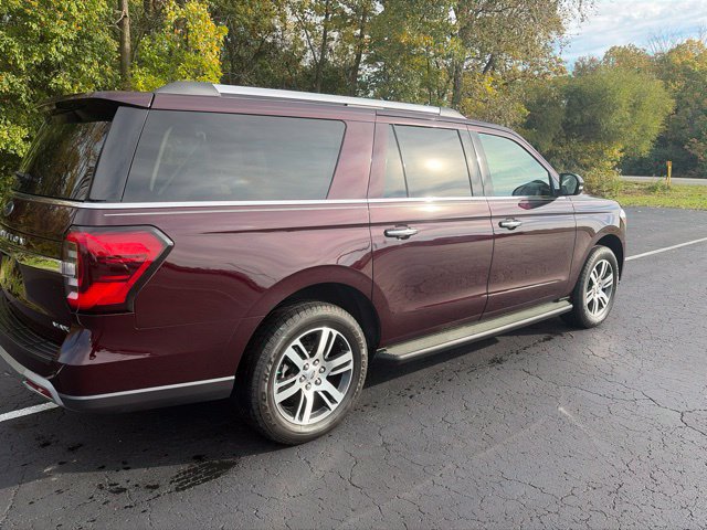 Used 2024 Ford Expedition Max Limited AWD/4WD image 10