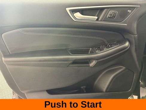 Used 2024 Ford Edge Titanium image 10