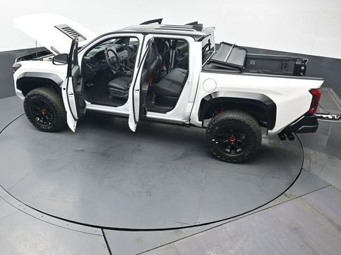 Certified 2025 Toyota Tacoma TRD Pro image 46