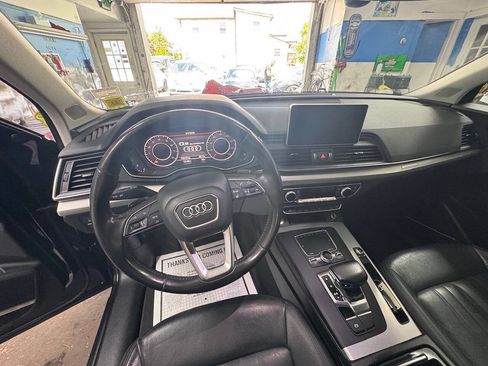 Used 2018 Audi Q5 2.0T Premium Plus w/ Premium Plus Package AWD/4WD image 13