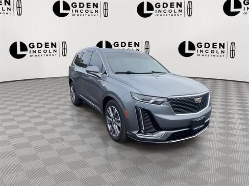 Used 2021 Cadillac XT6 Premium Luxury image 2