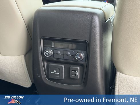 Used 2021 Buick Enclave Essence w/ Sound and Sites Package image 18