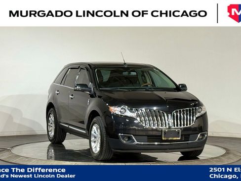 Used 2013 Lincoln MKX AWD image 2