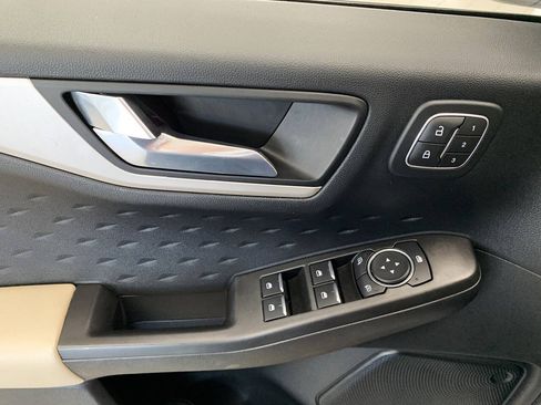Used 2020 Ford Escape SEL AWD/4WD image 17