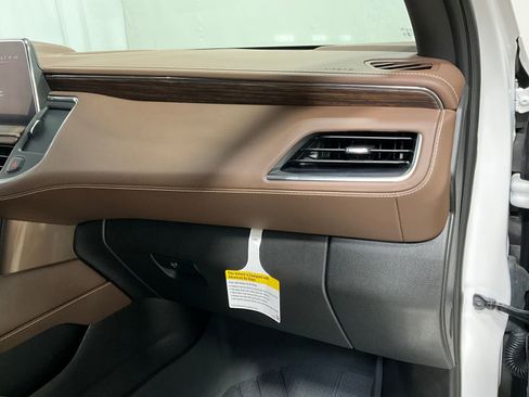 Used 2024 Chevrolet Suburban High Country w/ Max Trailering Package AWD/4WD image 16