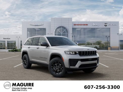 New 2026 Jeep Grand Cherokee Altitude AWD/4WD image 5