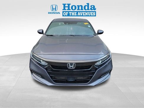 Used 2020 Honda Accord Sport image 2