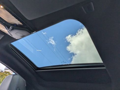 Used 2022 BMW M440i Coupe w/ Premium Package image 23