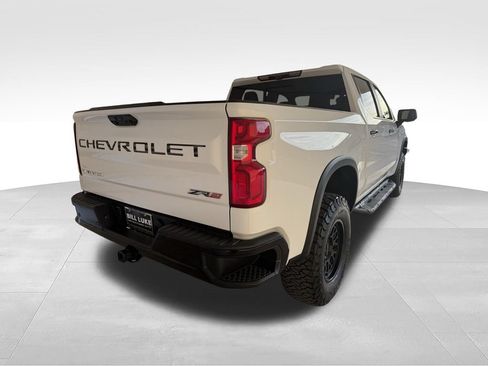 Used 2024 Chevrolet Silverado 1500 ZR2 w/ Technology Package AWD/4WD image 4