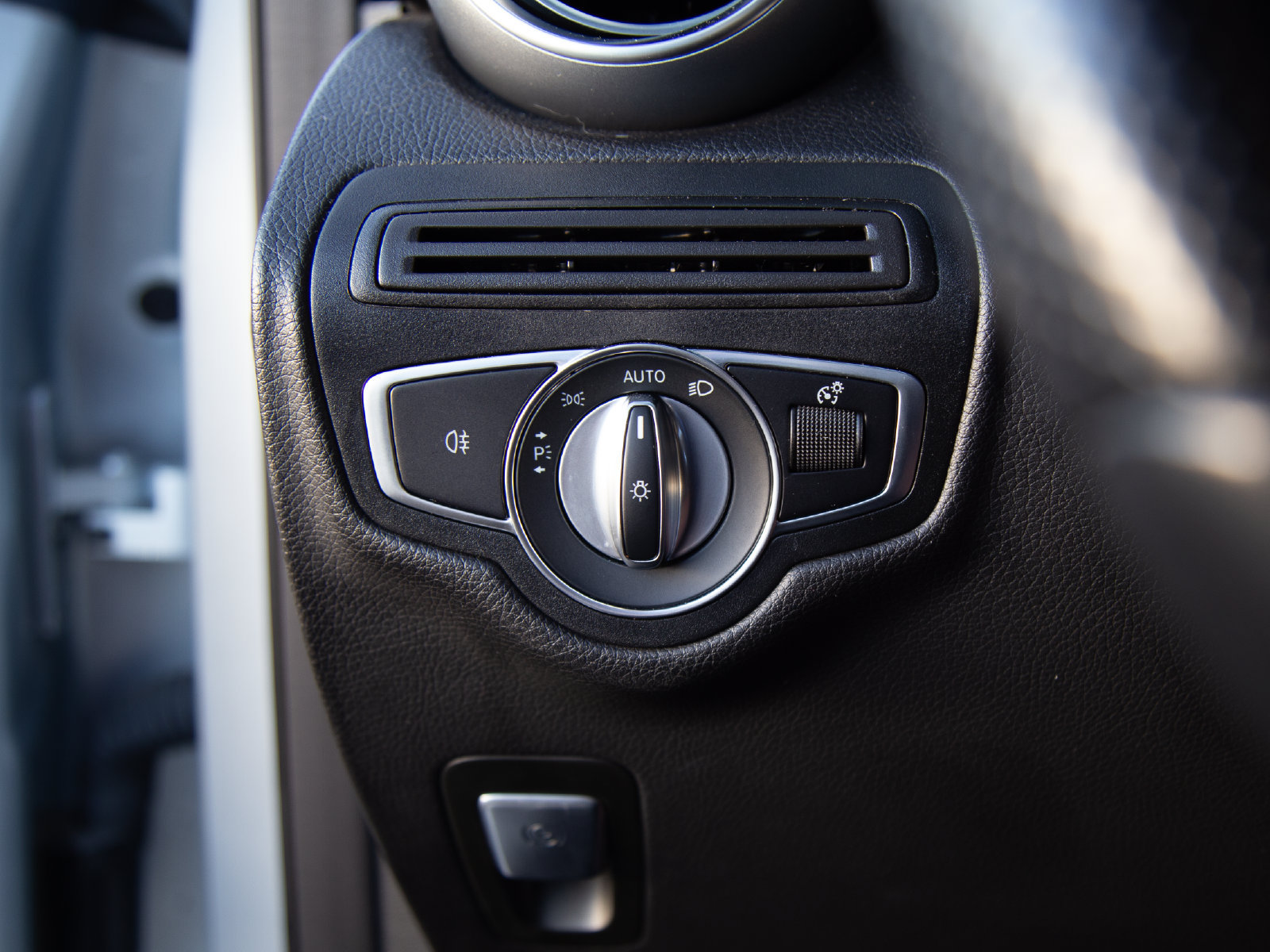 Used 2022 Mercedes-Benz GLC 300 image 16