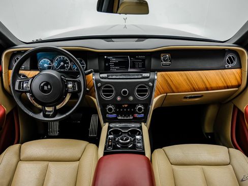 Used 2019 Rolls-Royce Cullinan AWD/4WD image 41