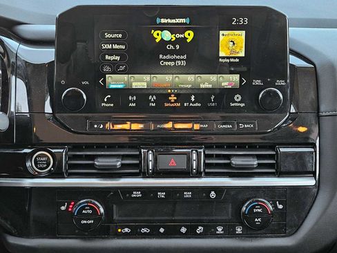 Used 2022 Nissan Pathfinder SL image 21