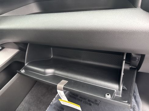 New 2026 RAM 1500 Express AWD/4WD image 29