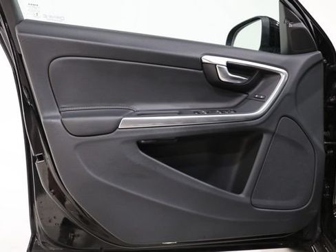 Used 2015 Volvo S60 T5 Platinum w/ Climate Package FWD image 17