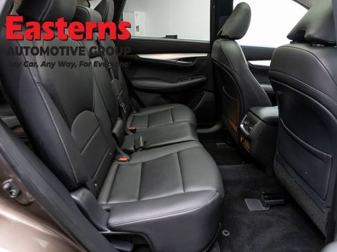 Used 2019 INFINITI QX50 Luxe w/ Navigation Package AWD/4WD image 24
