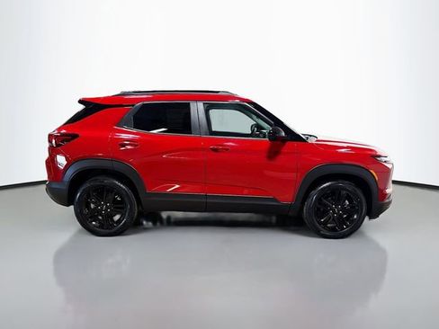 New 2026 Chevrolet TrailBlazer LT w/ Midnight Edition AWD/4WD image 6