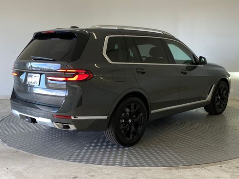 New 2026 BMW X7 xDrive40i image 9