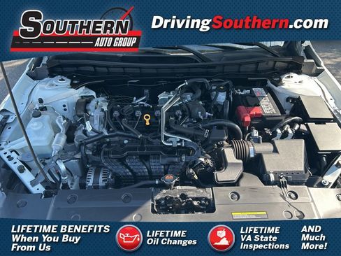 Used 2023 Nissan Altima 2.5 SL AWD/4WD image 1