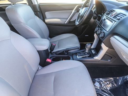 Used 2015 Subaru Forester 2.5i Touring w/ Eyesight & Navigation System image 16